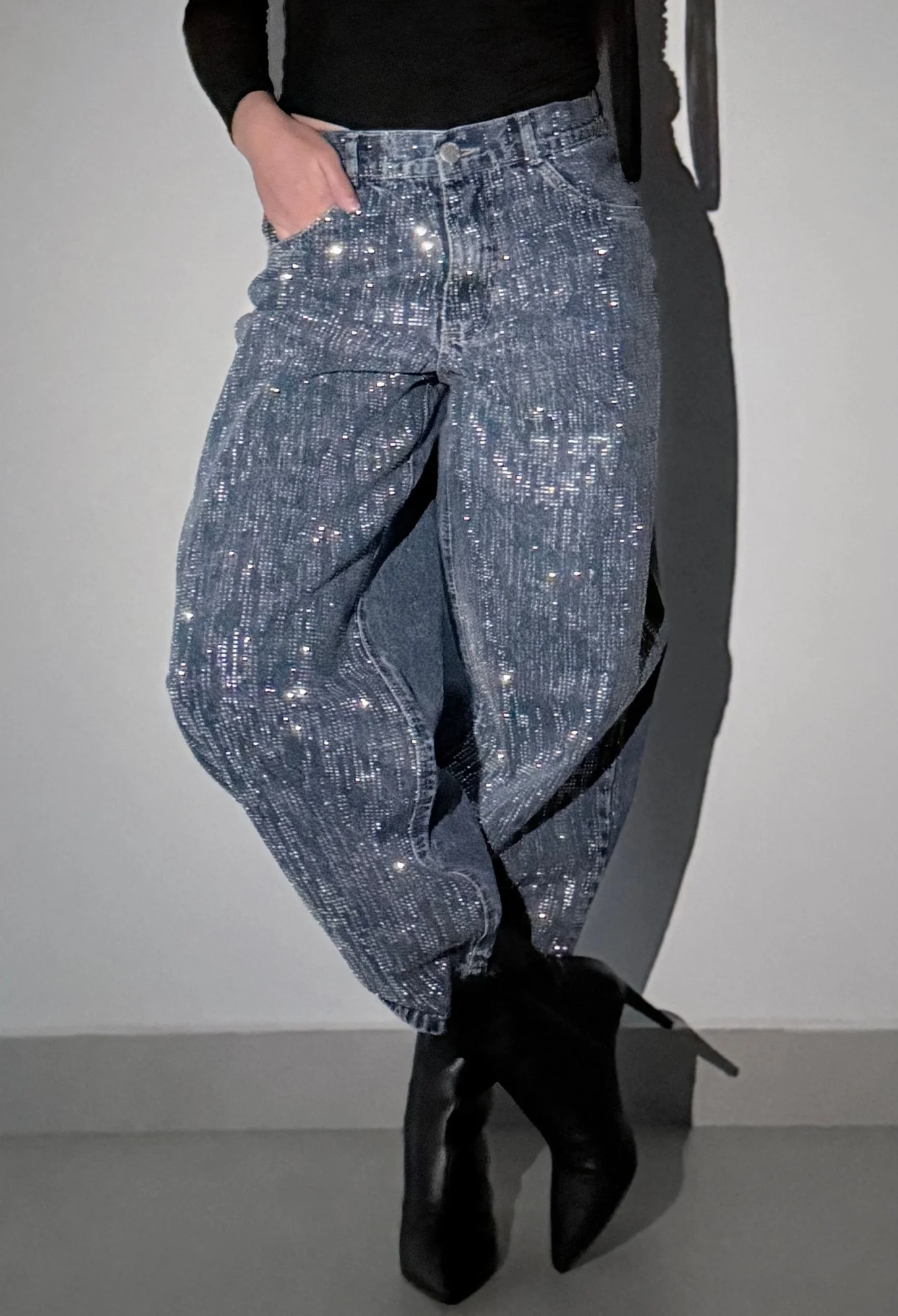 MIL735 - PANTALON RIGIDO STRASS BALLOON — vista 4