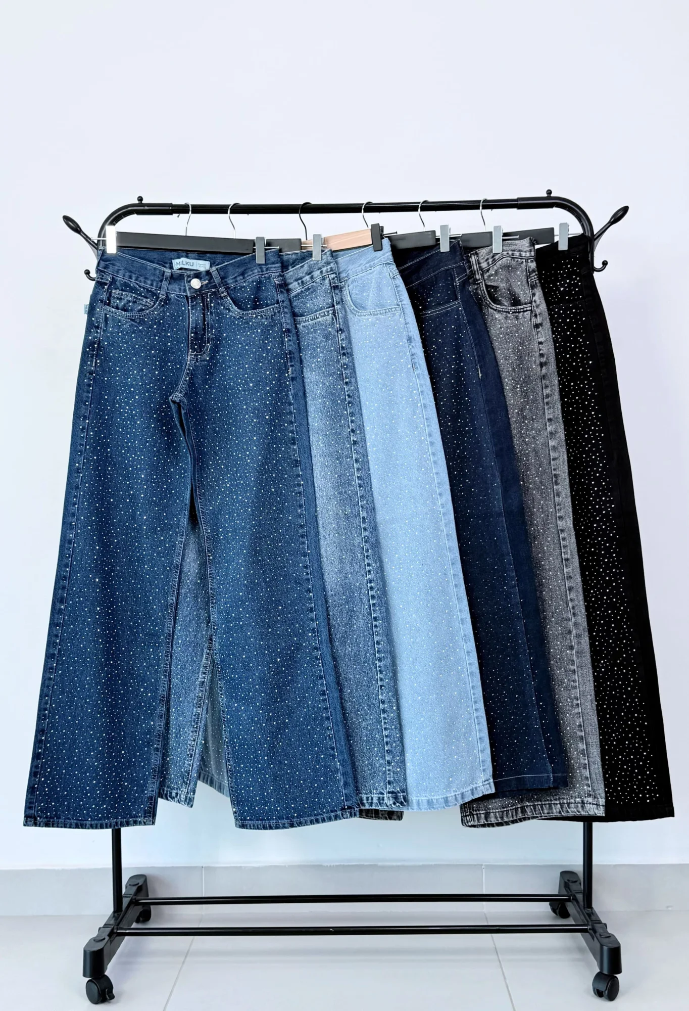 MIL728 - PANTALON RIGIDO STRASS BAGGY — vista 4