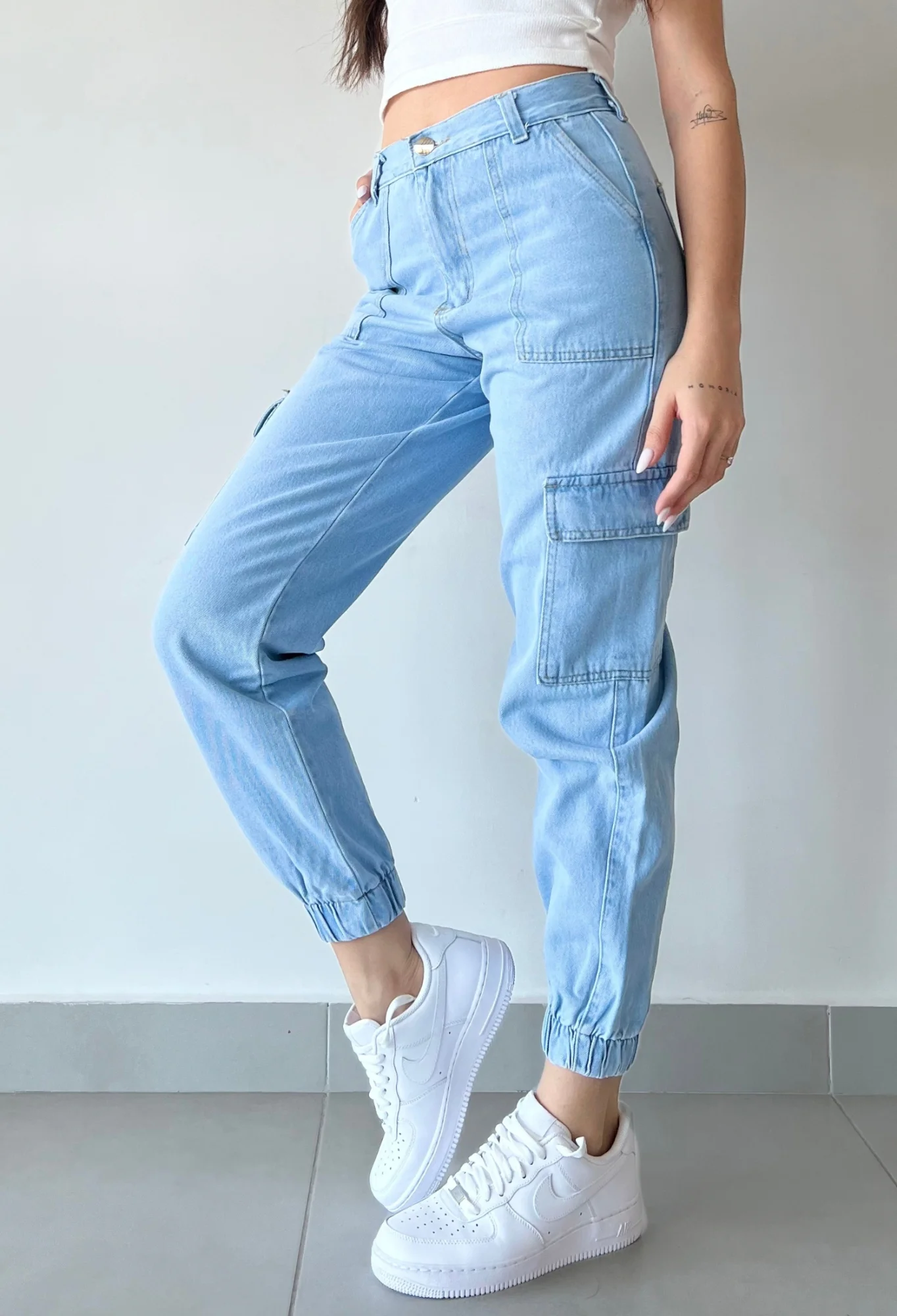 MIL486 - PANTALON RIGIDO CARGO JOGGER — vista 2