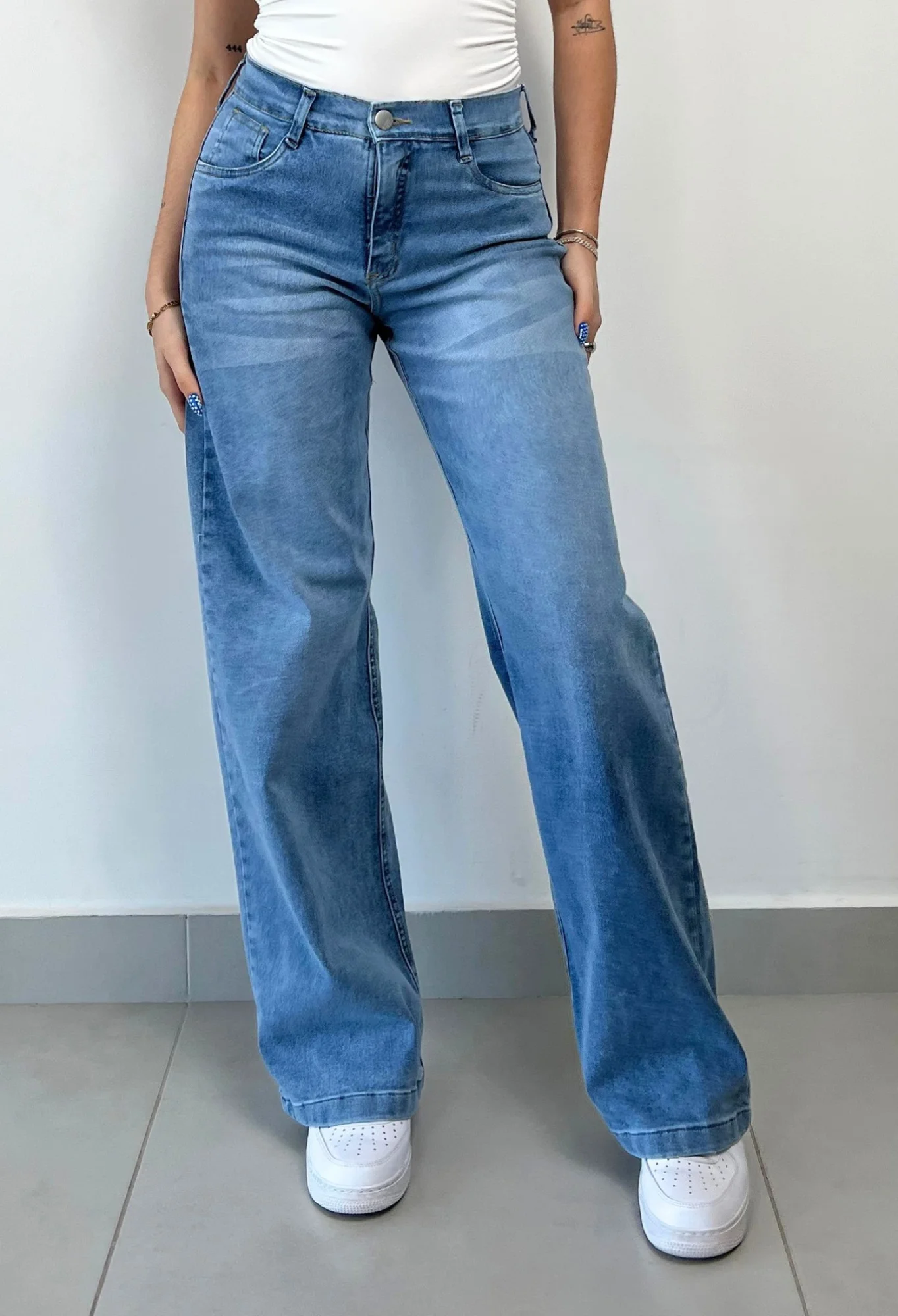 MIL539 - PANTALON WIDE CON BIGOTE ELASTIZADO