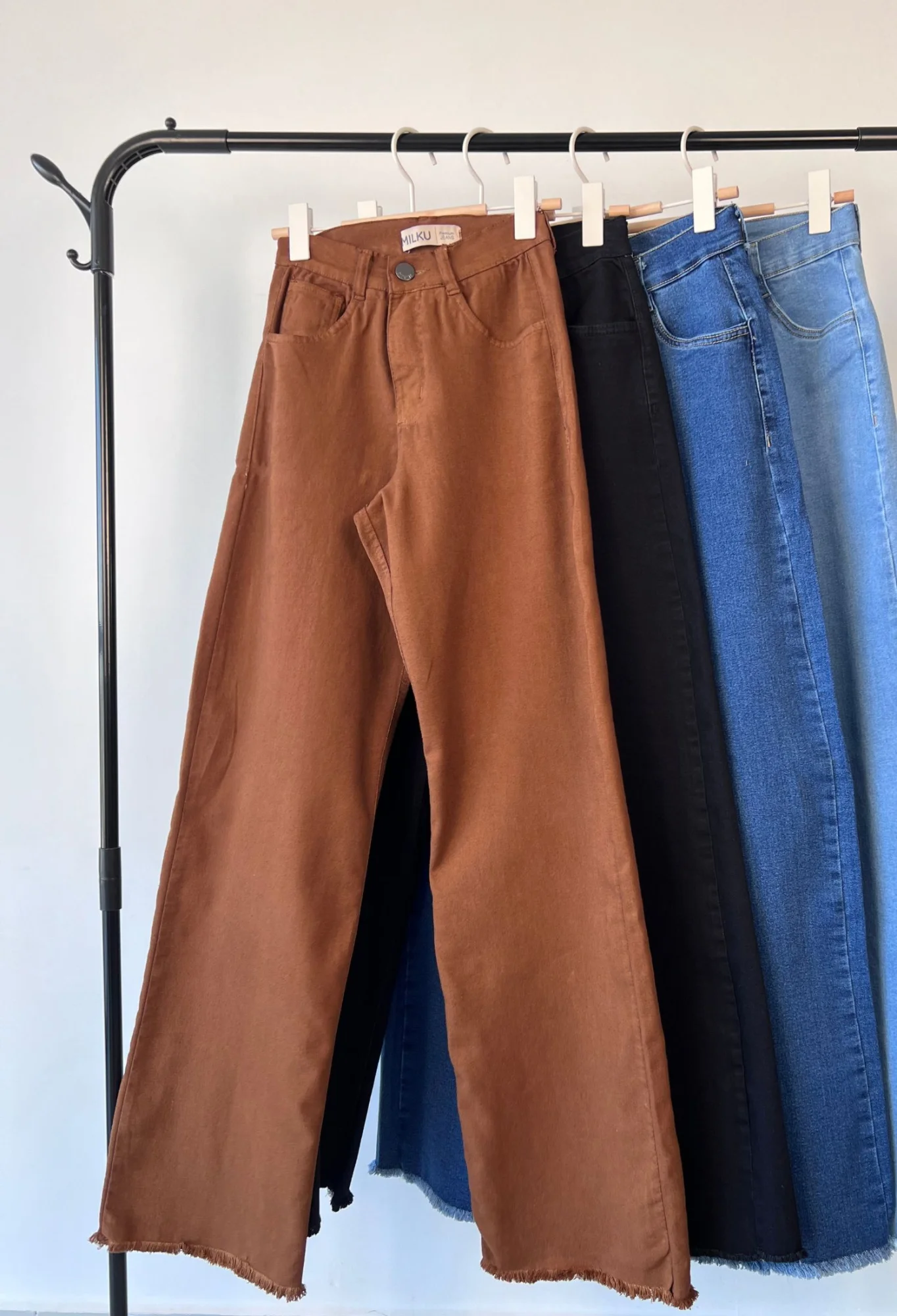 MIL524 - PANTALON WIDE ELASTIZADO — vista 4