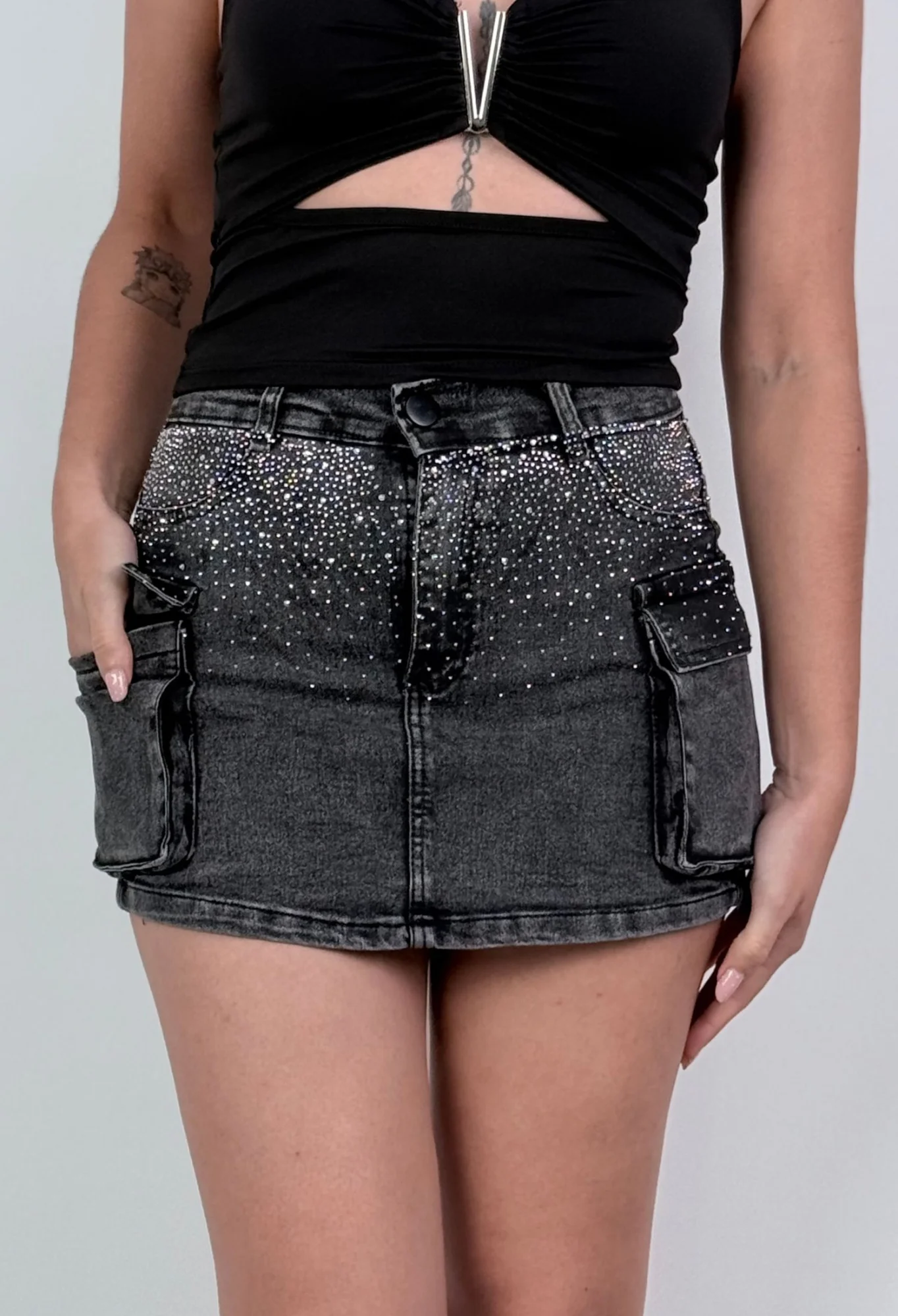 MIL567 - SHORT POLLERA CARGO STRASS ELASTIZADO