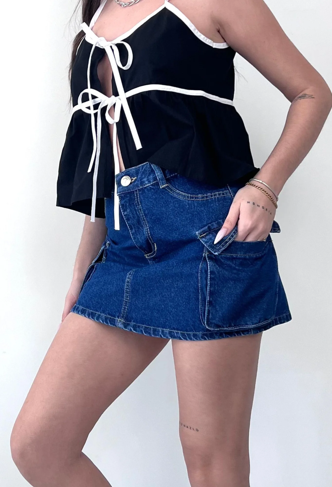 MIL713 - POLLERA MINI CARGO RIGIDO — vista 4