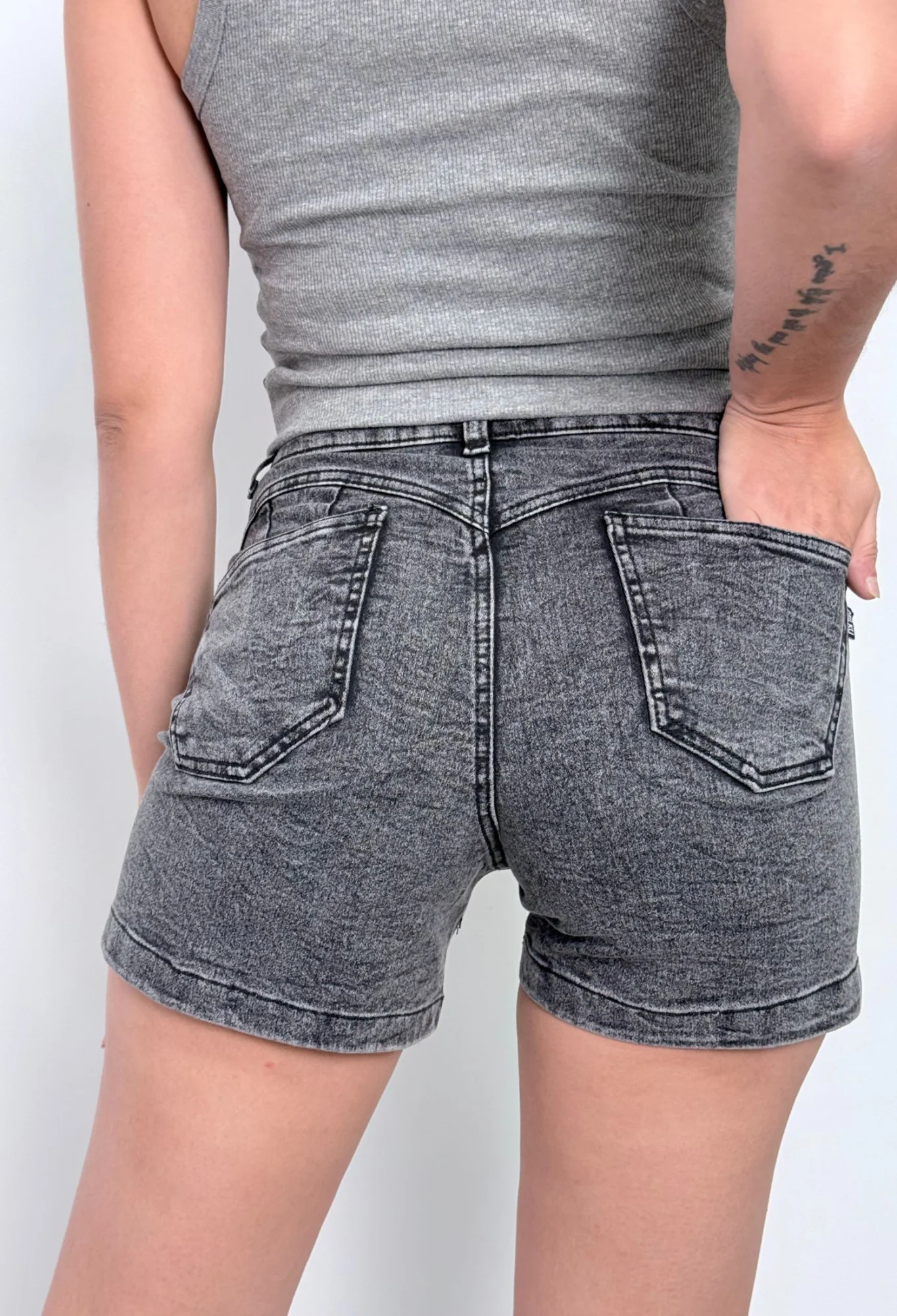 MIL568 - SHORT CORAZON STRASS ELASTIZADO — vista 3